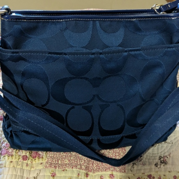 Coach handbag - Picture 3 of 8